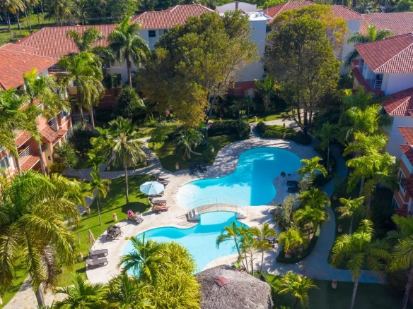 One Bedroom Condo Near Beach