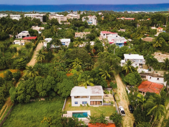 Exclusive Duplex Steps from Playa Encuentro – Spectacular Mountain Views!