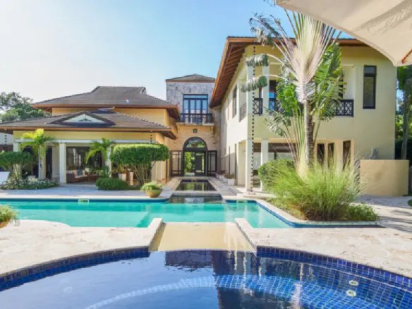 DR Contemporary Luxury Villa in Sea Horse Ranch